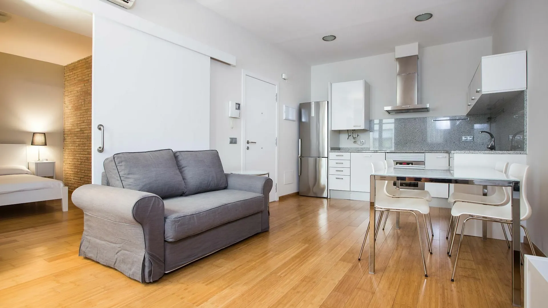 Girona Housing Ginesta 9 Apartment